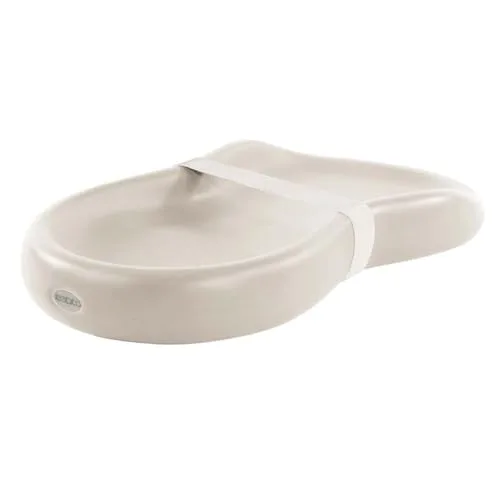 1. Keekaroo Peanut Changer