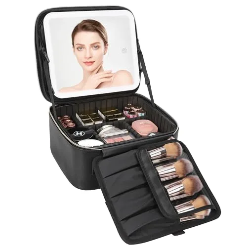17. Béis The Cosmetic Case